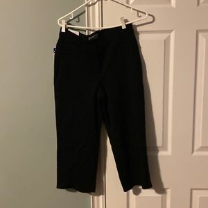 Black pants capri